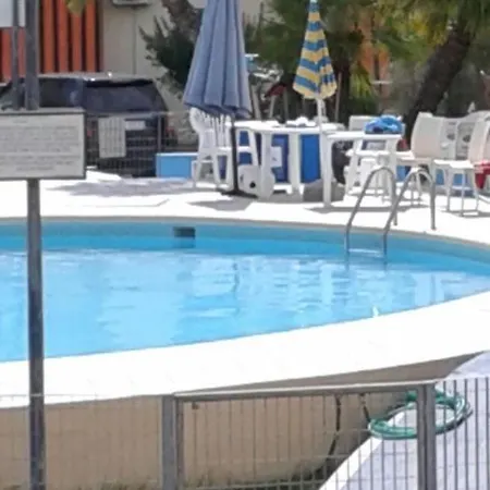 別荘 Casa Con Piscina Lido Fronte Mare *